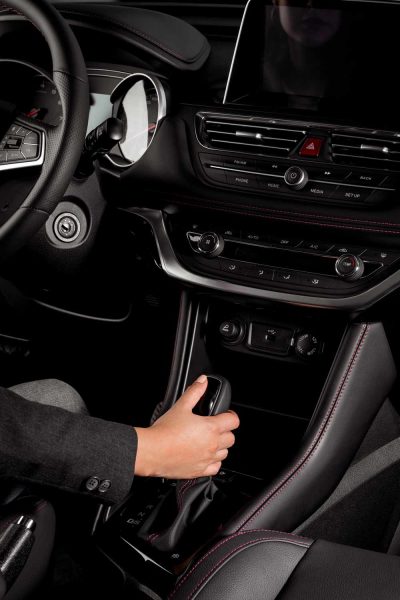 car-transmirrion-b